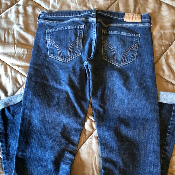 Hollister jeans - Picture 1 of 3